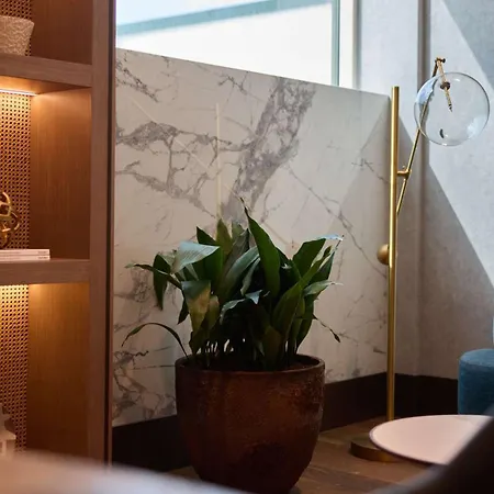 Hilton 5* Sofie