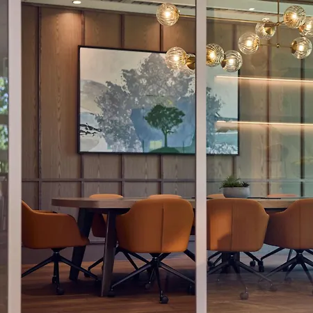 Hilton Ξενοδοχείο 5*