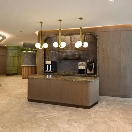 Hilton 5*