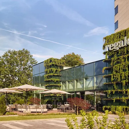 Ξενοδοχείο Hilton 5*