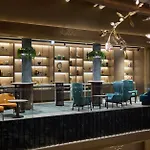 Hilton Hotel 5*